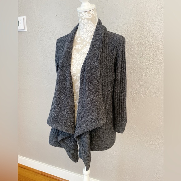 Athleta Tiburon Charcoal Gray Waterfall Cardigan Sweater Size small - Picture 2 of 8